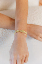 Load image into Gallery viewer, Gold Chunky Bangles
