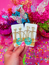 Load image into Gallery viewer, Light Gold Glitter Stick Hoops
