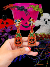 Load image into Gallery viewer, Beaded Pumpkin Bottles
