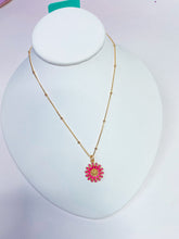 Load image into Gallery viewer, Paisley Daisy Necklace
